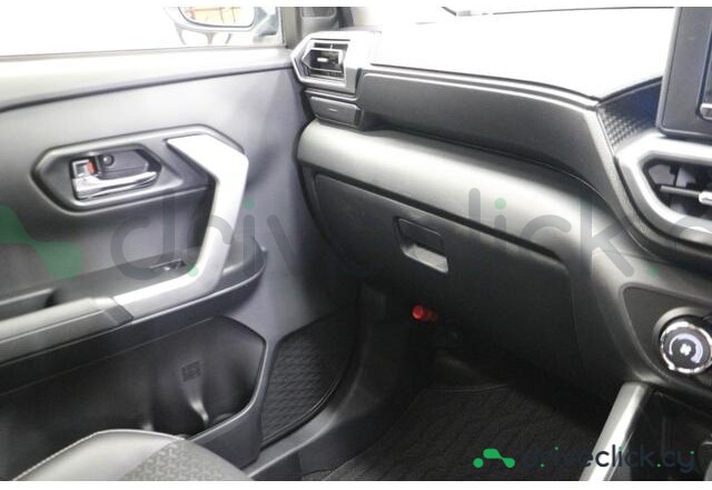 Daihatsu Rocky Бежевый
