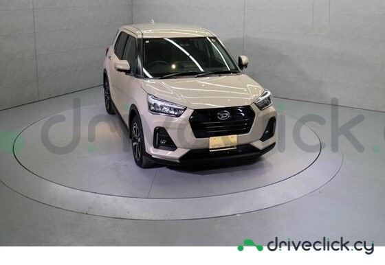 Daihatsu Rocky Бежевый