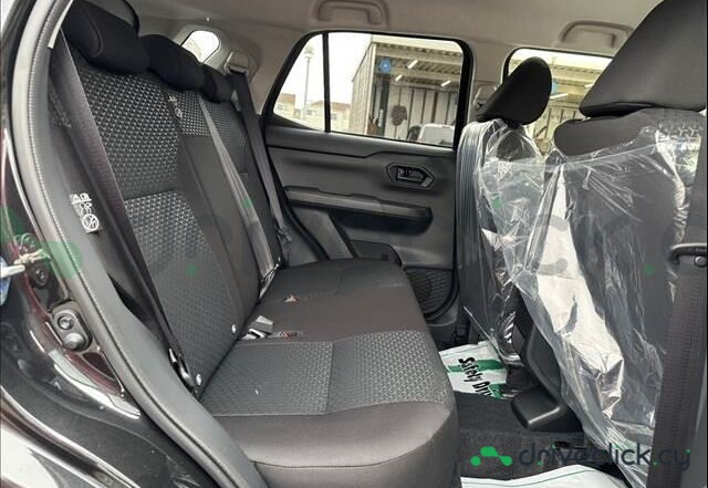 Daihatsu Rocky Black