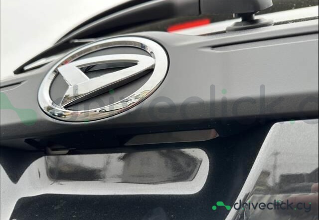 Daihatsu Rocky Black