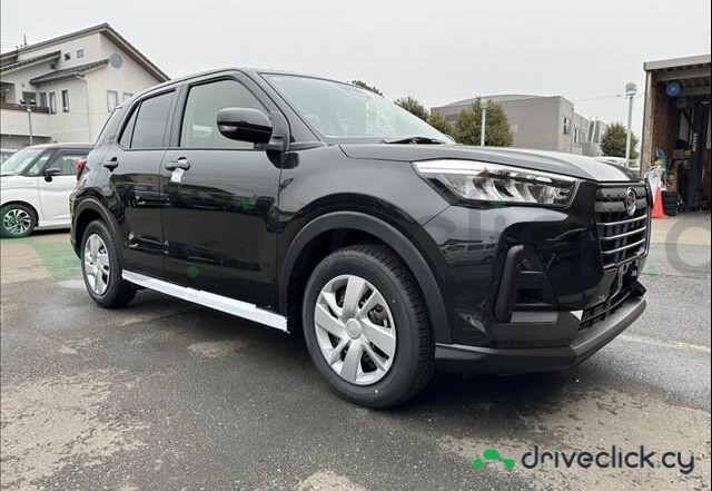 Daihatsu Rocky Black