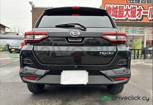Daihatsu Rocky Black