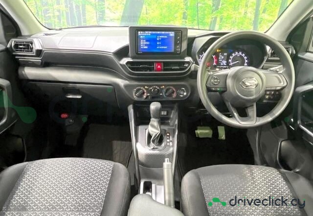 Daihatsu Rocky White