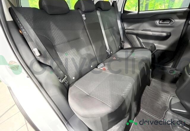 Daihatsu Rocky White