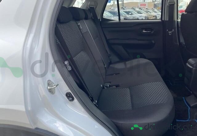Daihatsu Rocky Белый