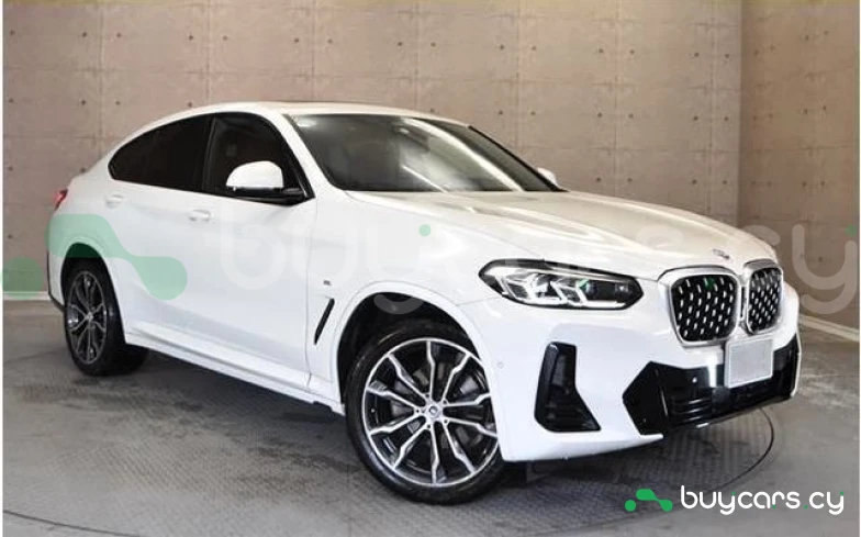BMW X4 White
