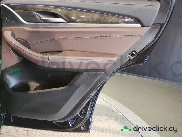 BMW X4 Черный