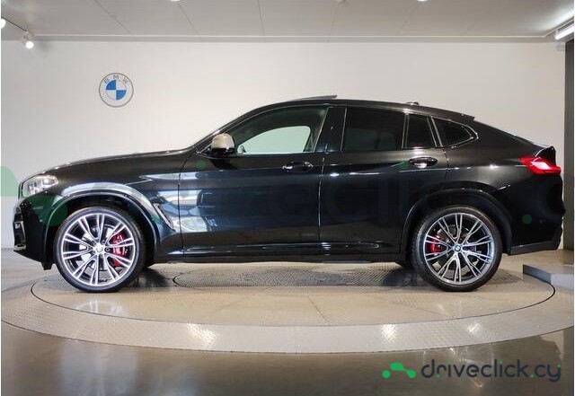 BMW X4 Черный