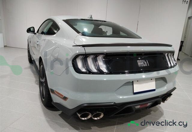 Ford Mustang Grey