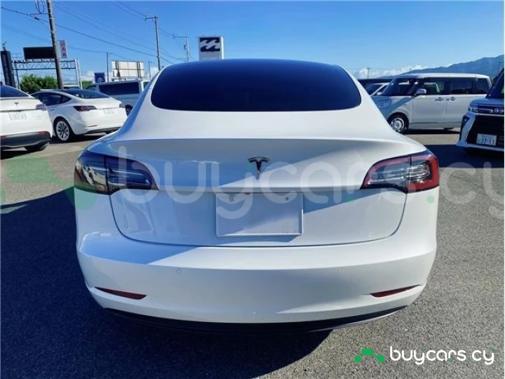 Tesla Model 3 White