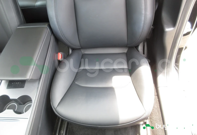 Tesla Model 3 Черный