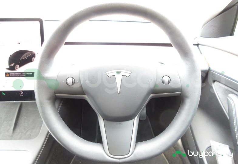 Tesla Model 3 Черный