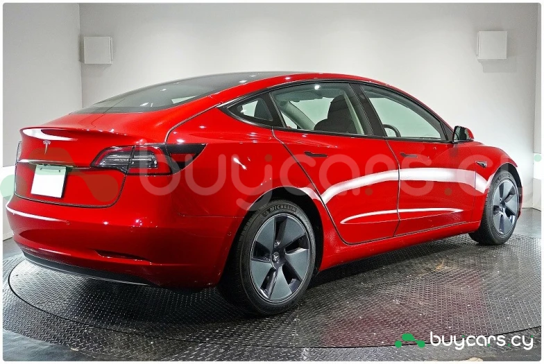 Tesla Model 3 Red