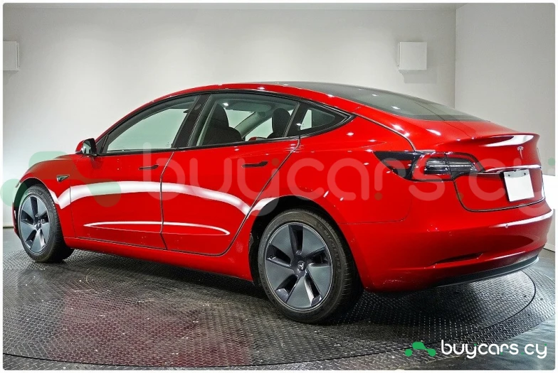 Tesla Model 3 Red