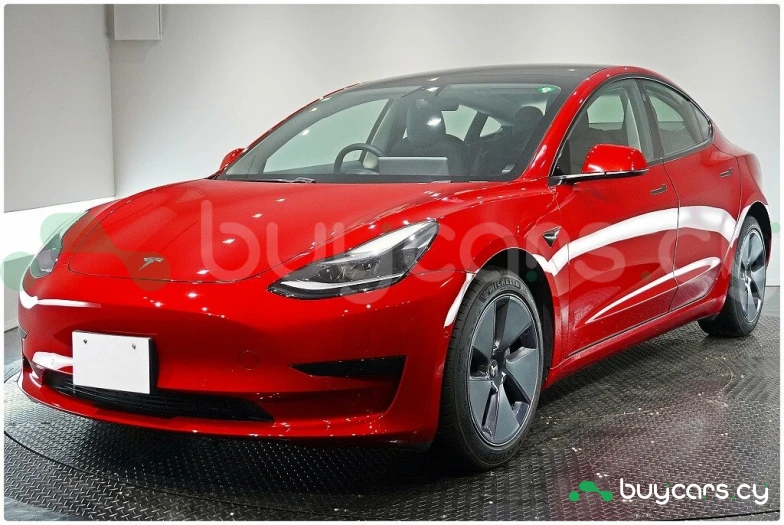 Tesla Model 3 Red