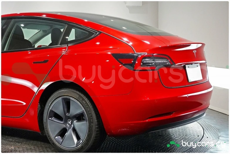 Tesla Model 3 Red