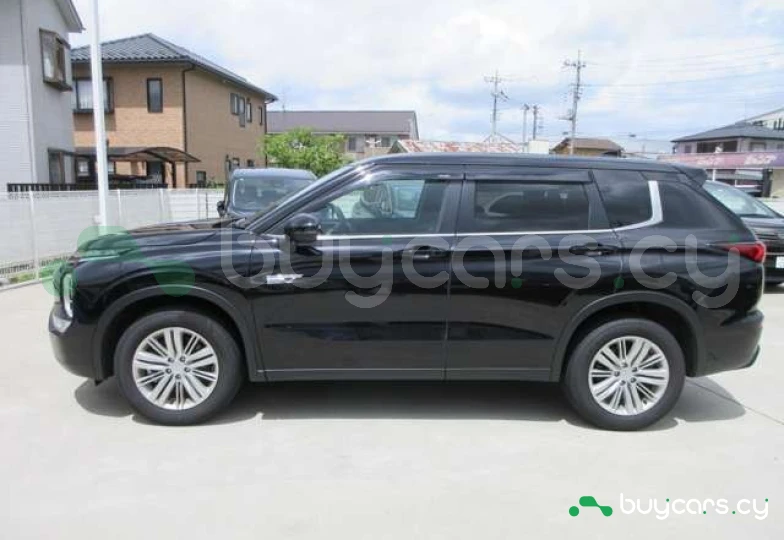 Mitsubishi Outlander Black