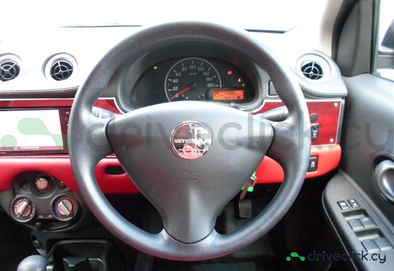 Mitsuoka Viewt Черный