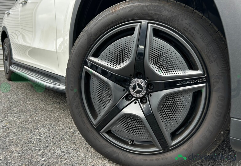 Mercedes EQE SUV Белый