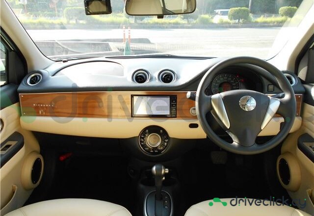 Mitsuoka Viewt Зеленый