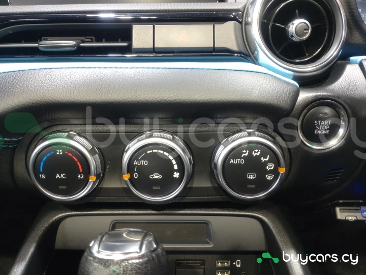 Mitsuoka Rockstar Синий