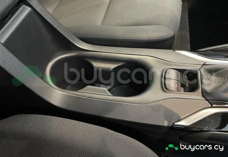 Toyota Corolla Белый