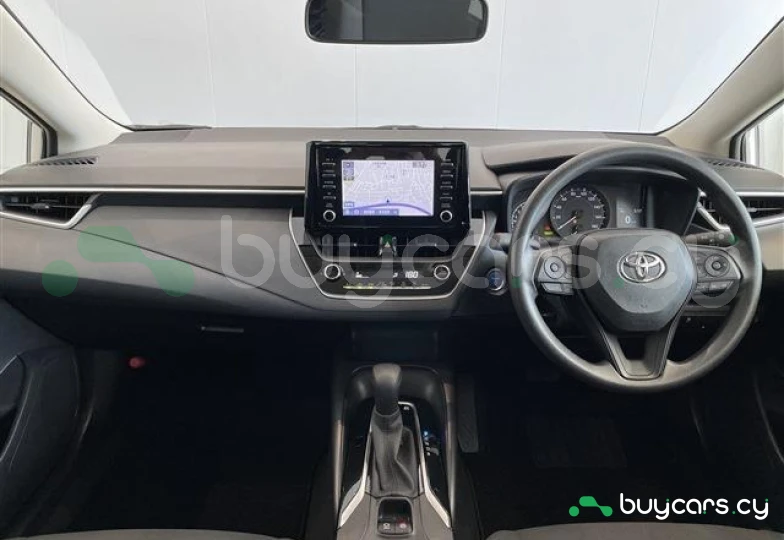 Toyota Corolla Белый