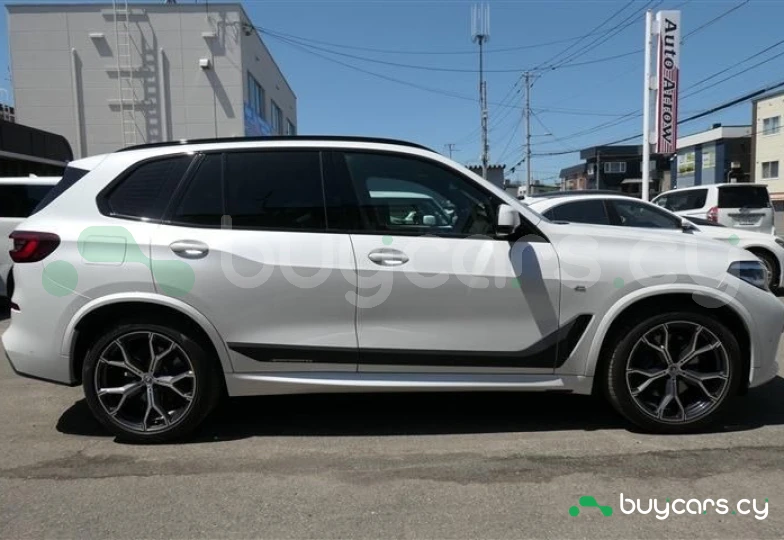 BMW X5 White
