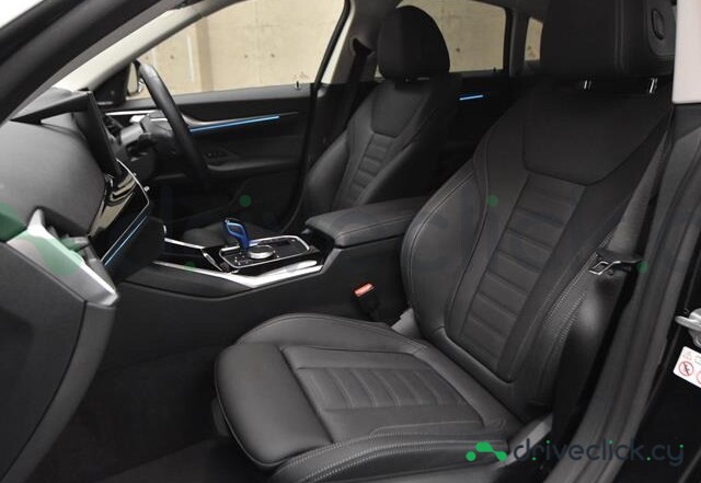 BMW i4 Black
