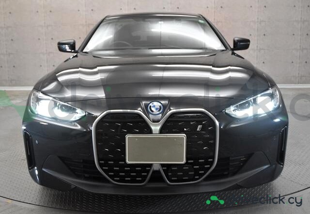 BMW i4 Black
