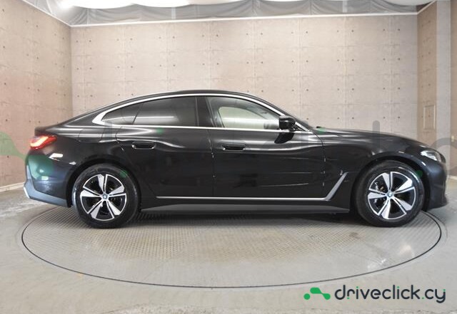 BMW i4 Black