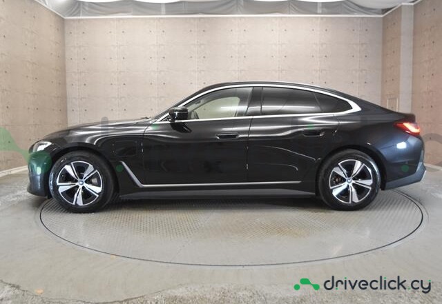 BMW i4 Black