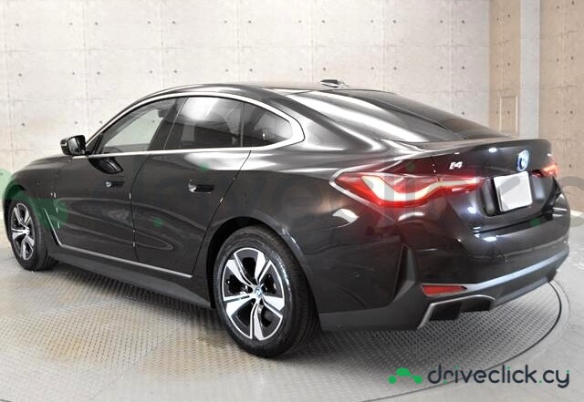 BMW i4 Black