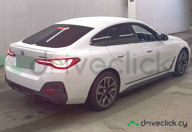 BMW i4 White