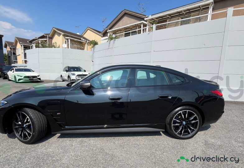 BMW i4 Black