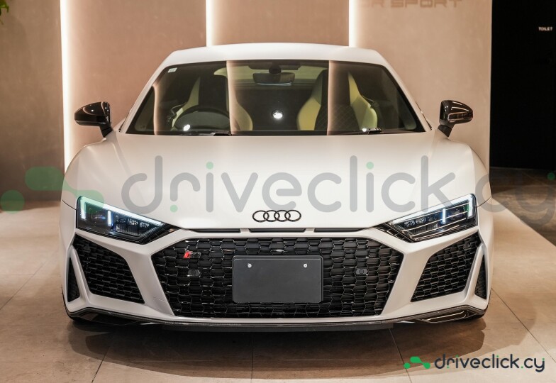 Audi R8 Белый
