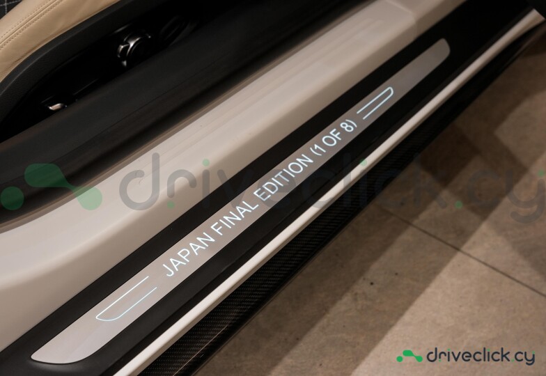 Audi R8 Белый