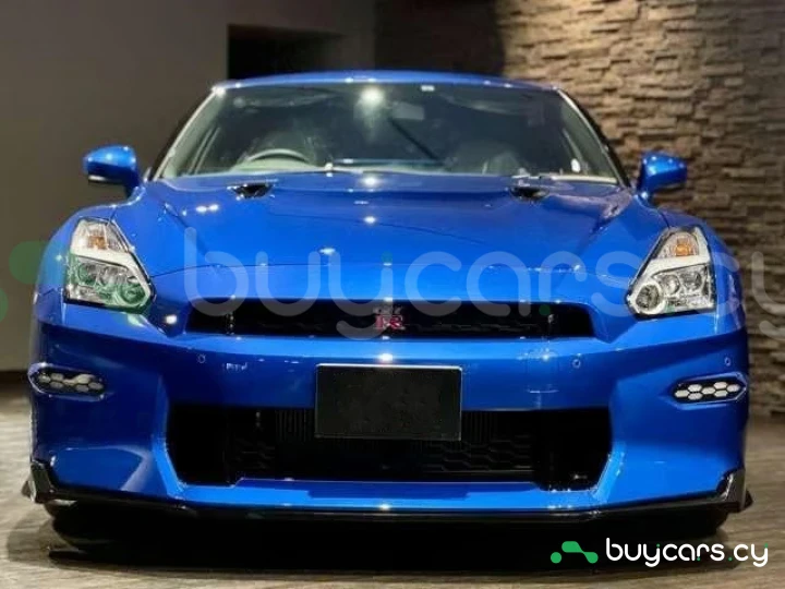 Nissan GT-R Blue