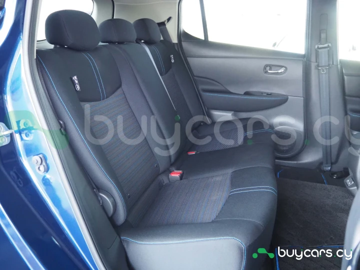 Nissan Leaf Blue