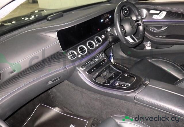 Mercedes E-class Black
