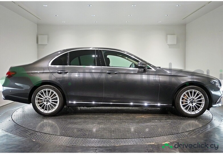 Mercedes E-class Grey