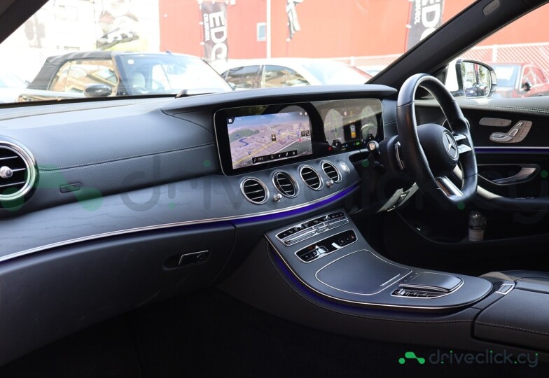 Mercedes E-class White