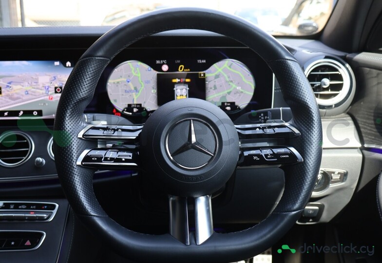 Mercedes E-class White