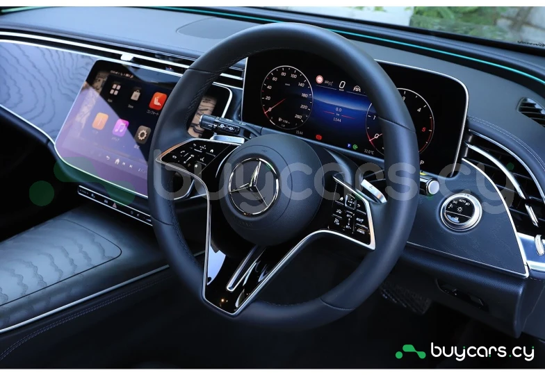 Mercedes E-class Black