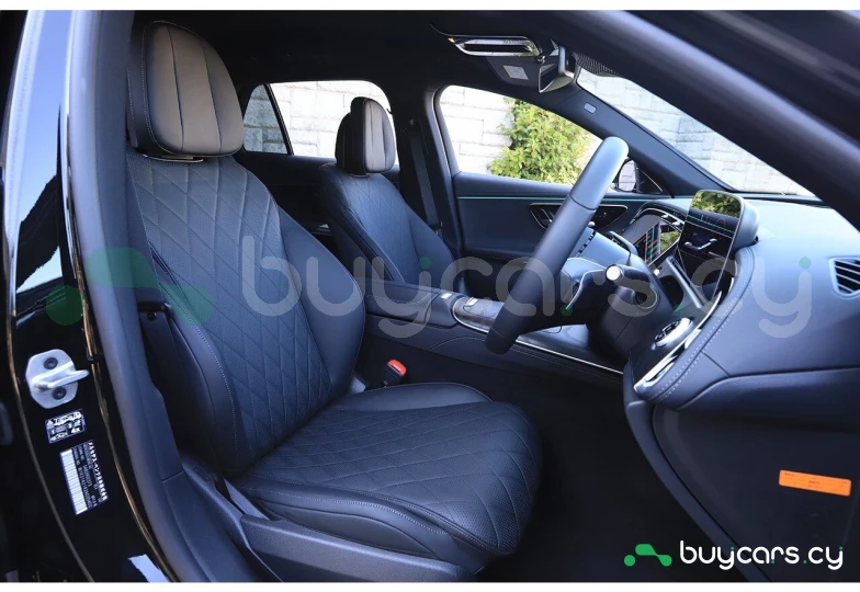 Mercedes E-class Black