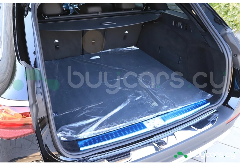 Mercedes E-class Black