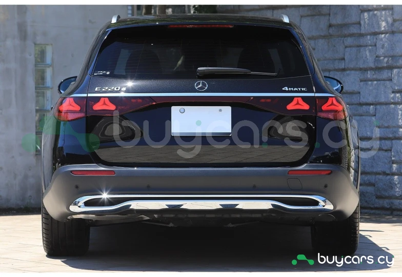 Mercedes E-class Black