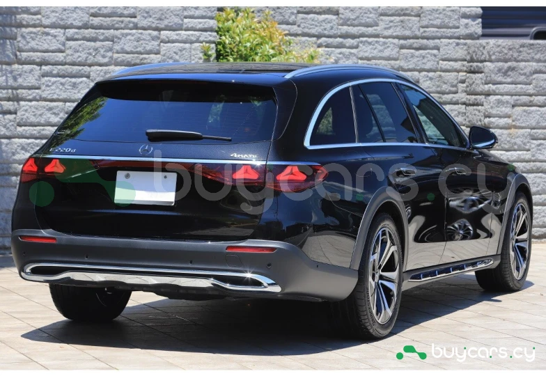 Mercedes E-class Black