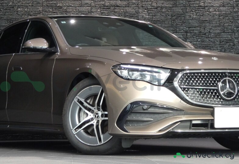 Mercedes E-class Beige
