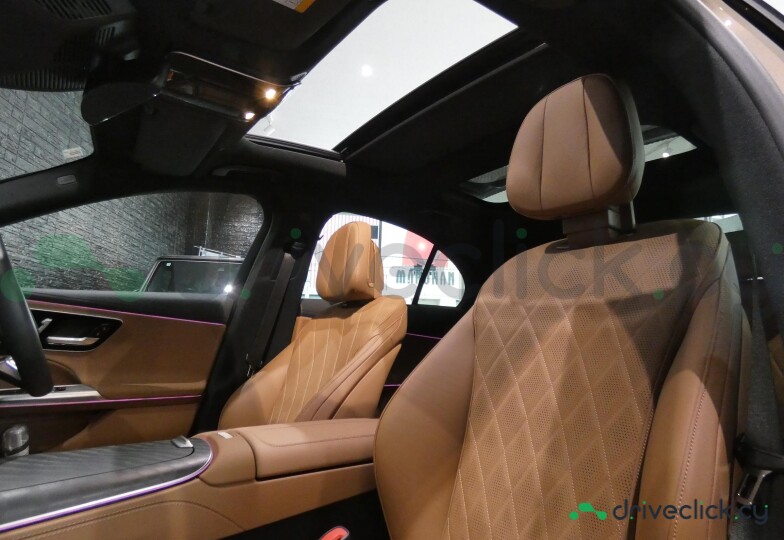 Mercedes E-class Beige